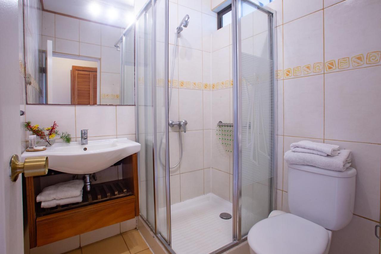 Hostal Uruhao Ханга-Роа Экстерьер фото